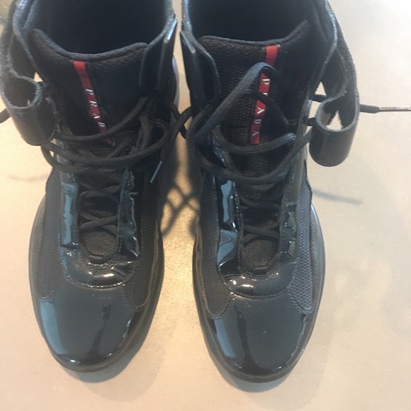 💥SALE💥 Prada Men’s Hightop sneakers - Picture 2 of 6